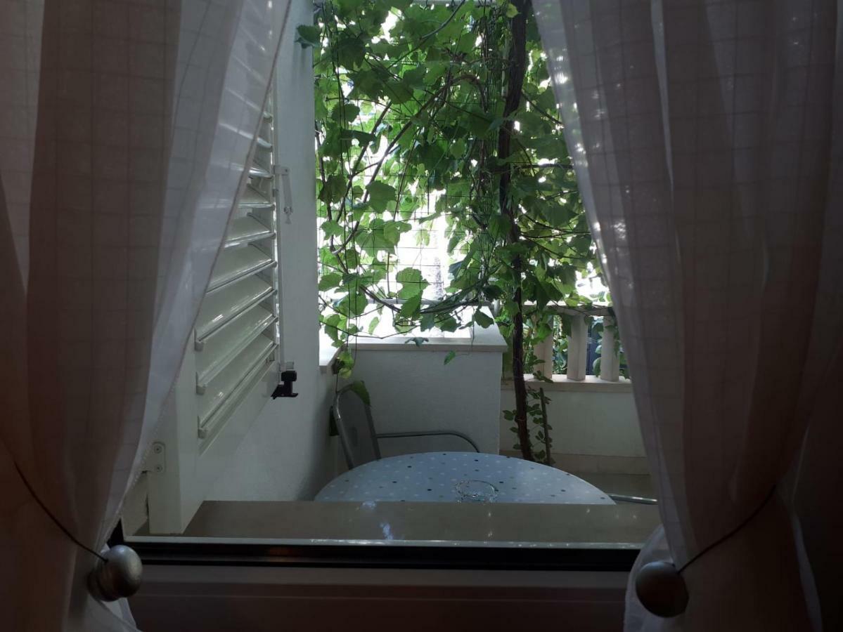 Dariana Apartment Макарска Екстериор снимка
